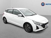 Used Hyundai i20 Advanced 101 HP (74 kW) 2024 White Hatchback