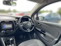 Used Renault Captur Dynamique 90 HP (66 kW) 2015 Ivory SUV