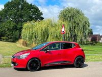 Used Renault Clio IV Dynamique 90 HP (66 kW) 2015 Red Hatchback
