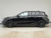 Używany Vauxhall Astra 130 KM (95 kW) 2023 Czarny Hatchback