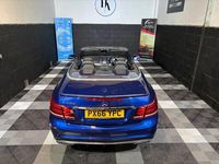 Begagnad Mercedes E220 AMG line 2016 Blå Cab