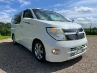 Used Nissan Elgrand 2009 White MPV