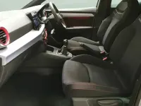 Usado Seat Ibiza FR 80 CV (58 kW) 2023 Plateado Utilitario