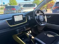 Used Kia Stonic 100 HP (73 kW) 2023 Grey SUV