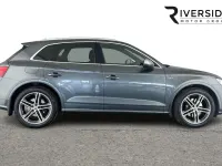 Używany Audi Q5 Design 354 KM (260 kW) 2018 Szary SUV