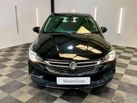 Second-hand Vauxhall Astra Elite 2016 Negru Hatchback