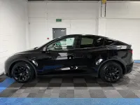 Used Tesla Model Y Long Range AWD 378 kW (514 HP) 2022 Black SUV
