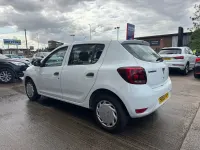 Used Dacia Sandero Essentiel 95 HP (69 kW) 2019 White Hatchback