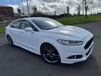 Used Ford Mondeo Titanium 180 HP (132 kW) 2015 White Hatchback