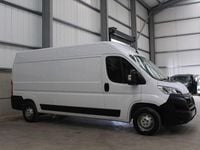 Used Vauxhall Movano 140 HP (102 kW) 2023 White