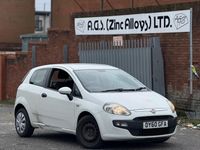 Used Fiat Punto Evo Active 77 HP (56 kW) 2010 White Hatchback