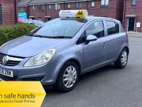 Begagnad Vauxhall Corsa 90 HK (66 kW) 2009 Silver Halvkombi