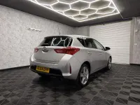 Used Toyota Auris Multidrive S 132 HP (97 kW) 2014 Silver Hatchback