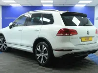 Usado VW Touareg R-line 262 HP (192 kW) 2015 Branco SUV
