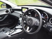 Begagnad Mercedes C350e 2018 Grå Kombi