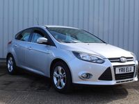 Używany Ford Focus Zetec 2011 Srebrny Hatchback
