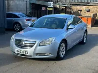 Usado Vauxhall Insignia SRi 163 CV (119 kW) 2013 Plateado Utilitario