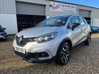Used Renault Captur Dynamique 90 HP (66 kW) 2018 Silver SUV