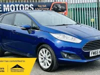 Używany Ford Fiesta Titanium 95 KM (69 kW) 2016 Niebieski Hatchback