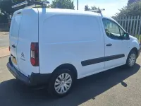 Used Citroën Berlingo 75 HP (55 kW) 2016 White MPV