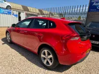 Used Volvo V40 2014 Red Hatchback