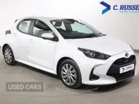 Used Toyota Yaris Hybrid 2023 White Hatchback