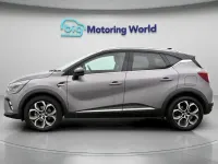 Usado Renault Captur Techno 160 CV (117 kW) 2023 Gris SUV