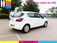 Used Vauxhall Corsa Design Edition 70 HP (51 kW) 2015 White Hatchback