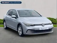 Begagnad VW Golf VIII Life 150 HK (110 kW) 2023 Silver Halvkombi