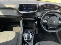 Second-hand Peugeot 208 Active 99 CP (72 kW) 2020 Galben Hatchback