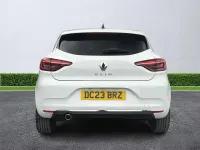 Used Renault Clio Techno 90 HP (66 kW) 2023 White Hatchback