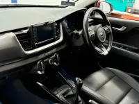 Used Kia Stonic 120 HP (88 kW) 2020 White SUV