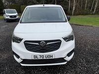 Second-hand Vauxhall Combo Sportive 100 CP (73 kW) 2020 Alb Van