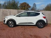 Used Dacia Sandero Journey 100 HP (73 kW) 2023 White Hatchback