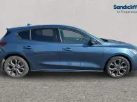 Used Ford Focus ST-Line 125 HP (91 kW) 2023 Blue Estate