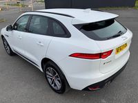 Used Jaguar F-Pace R-Sport 180 HP (132 kW) 2017 White SUV