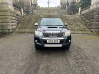 used Toyota HiLux 3.0 INVINCIBLE 4X4 D-4D DCB 169 BHP