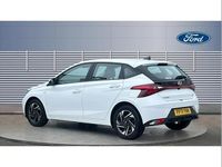 Used Hyundai i20 SE 100 HP (73 kW) 2022 White Hatchback