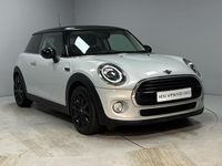 Usado Mini Cooper D Hatch 114 HP (83 kW) 2018 Prateado Citadino