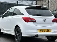 Used Vauxhall Corsa Edition 75 HP (55 kW) 2016 White Hatchback