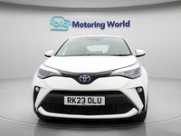 Used Toyota C-HR 122 HP (89 kW) 2023 White SUV