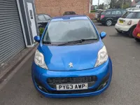 Käytetty Peugeot 107 Active 68 HP (50 kW) 2014 Sininen Viistoperä