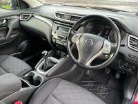 used Nissan Qashqai 1.5 dCi Acenta [Smart Vision Pack] 5dr - 2017 (17)