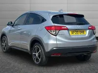 Used Honda HR-V SE 128 HP (94 kW) 2020 Lunar silver SUV