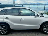 Käytetty Suzuki Vitara SZ5 120 HP (88 kW) 2018 Hopea Katumaasturi