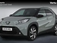 Used Toyota Aygo X 72 HP (52 kW) 2025 Tarragon bitone (metallic paint) SUV