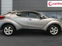 Usado Toyota C-HR 122 HP (89 kW) 2018 Prateado SUV