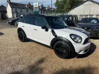 Used Mini Cooper D 2015 White Hatchback