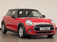 Used Mini Cooper Classic 136 HP (100 kW) 2019 Red Hatchback