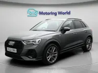 Usado Audi Q3 Black Edition 150 HP (110 kW) 2022 Cinzento SUV